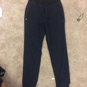 Lululemon joggers size medium